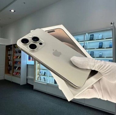 iPhone 15 Pro, 256 ГБ б/у