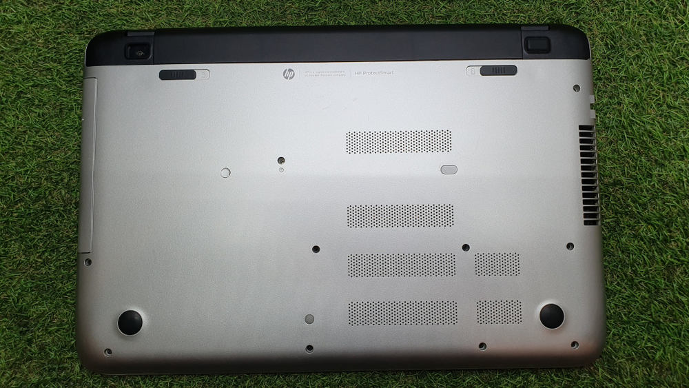 Ноутбук HP Pavilion AMD A8/6 Gb/R7 M260 2 Gb