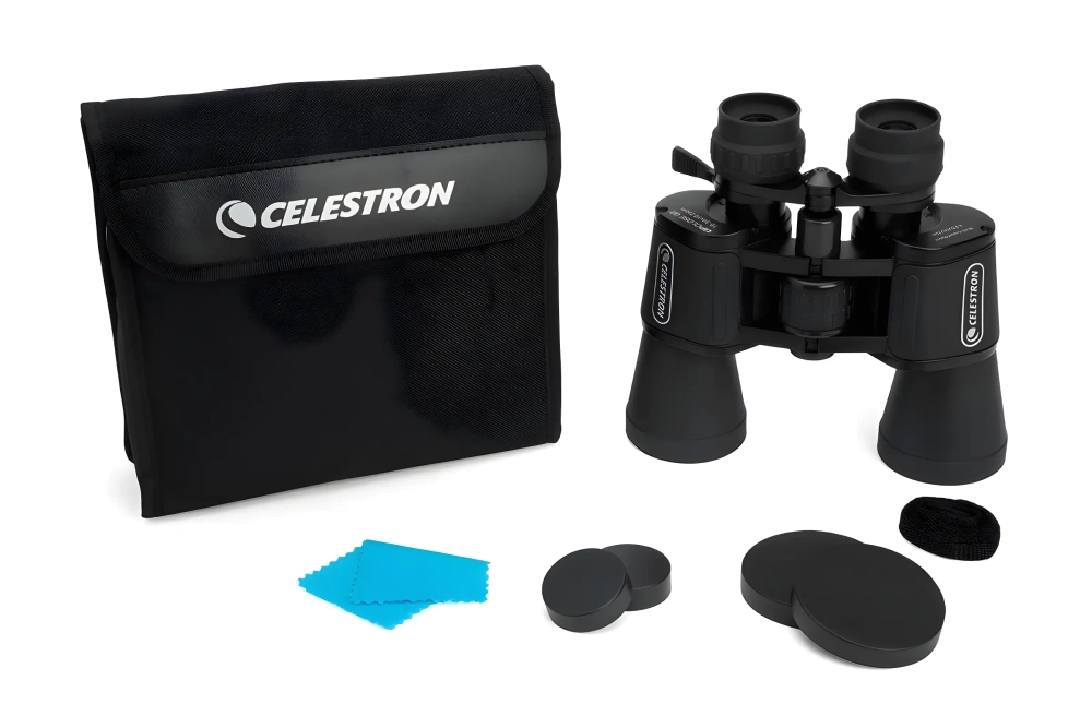 Бинокль Celestron UpClose G2 10-30x50 zoom в комплекте с чехлом и аксессуарами