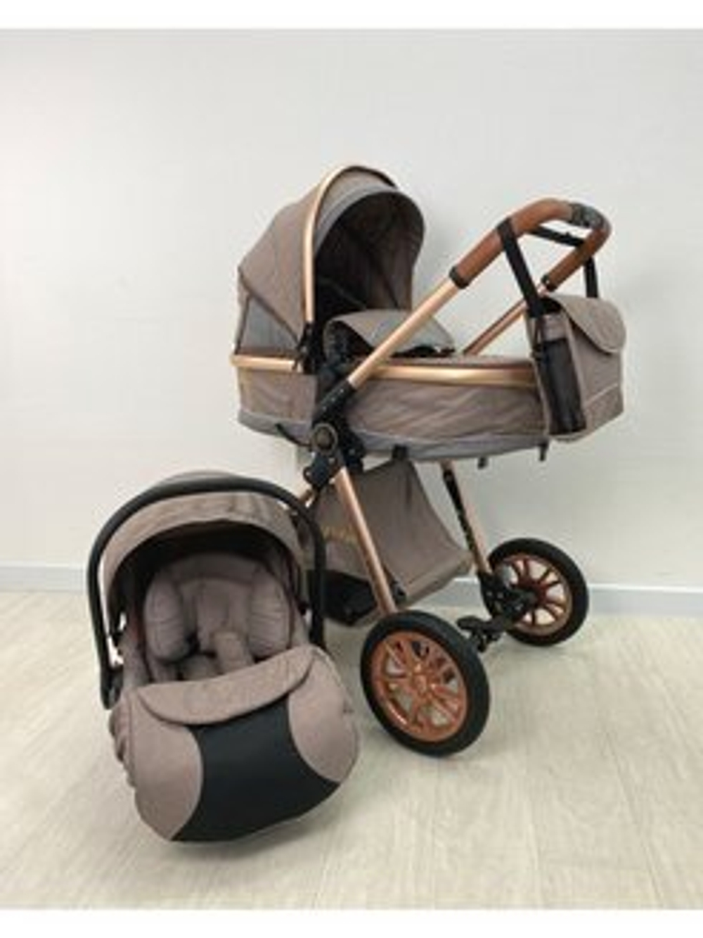 Коляска-трансформер 3в1 Luxmom V9 new коричневый текстиль