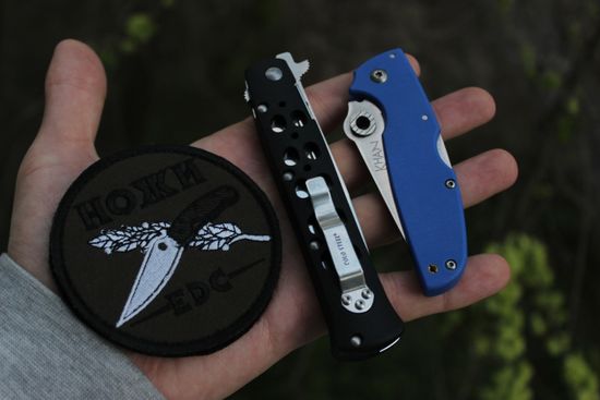 Складной нож Cold Steel 54T Khan c клинком из стали AUS-8, рукоять G10