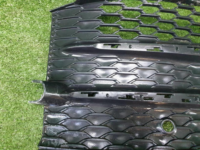 Решетка перед. бампера Mercedes GLE V167 18-24 AMG