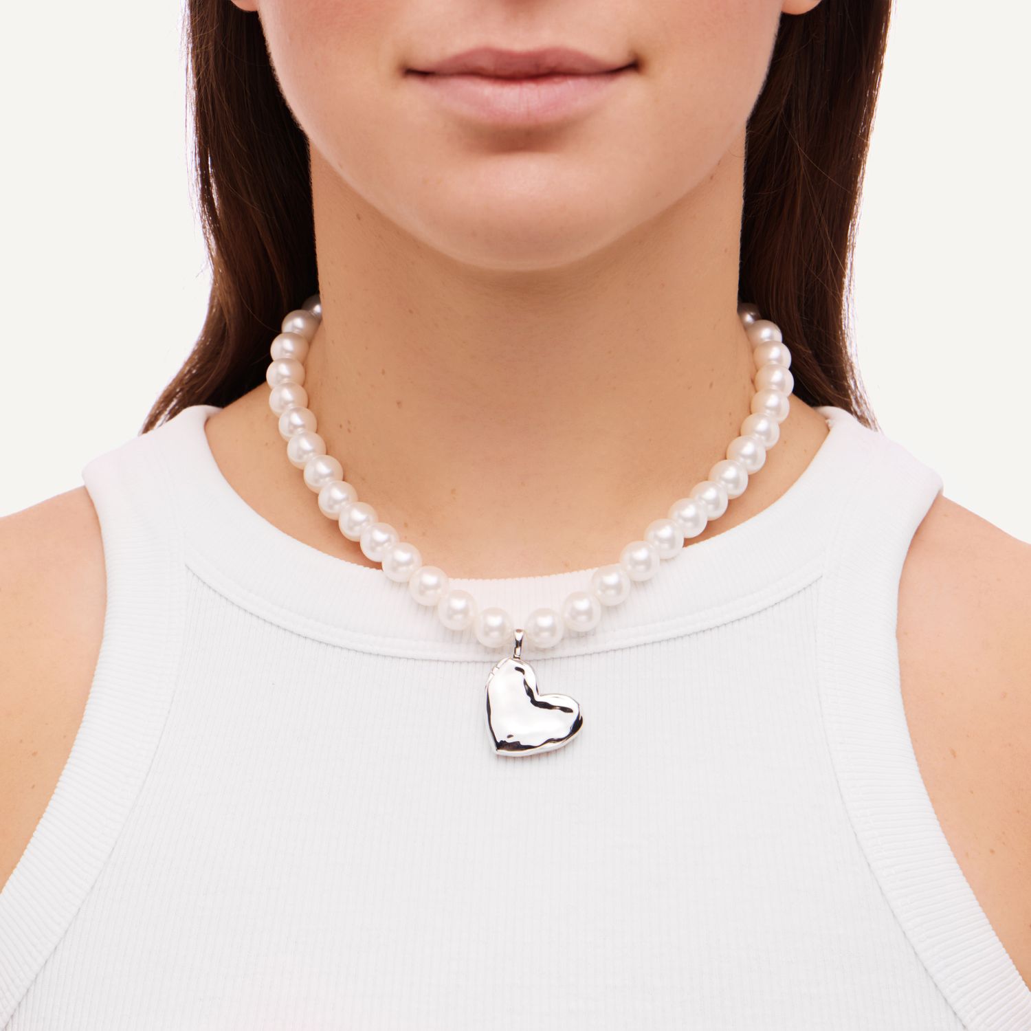 Колье Hearted Medallion Necklace - Silver