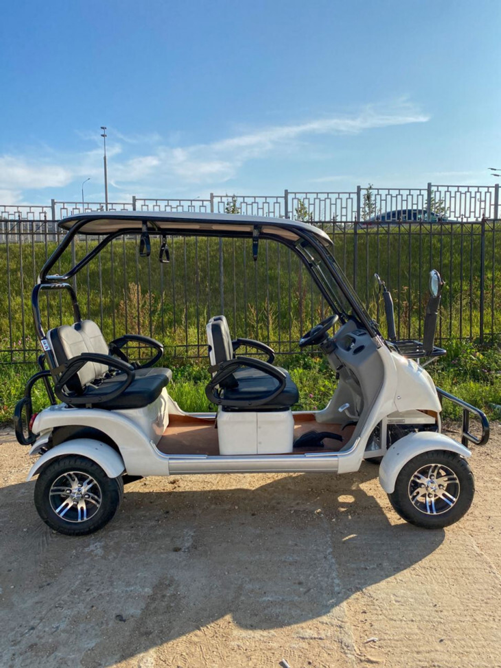 Гольфкар GreenCamel A40 (4 seats 2500W 225/40-10' литые)