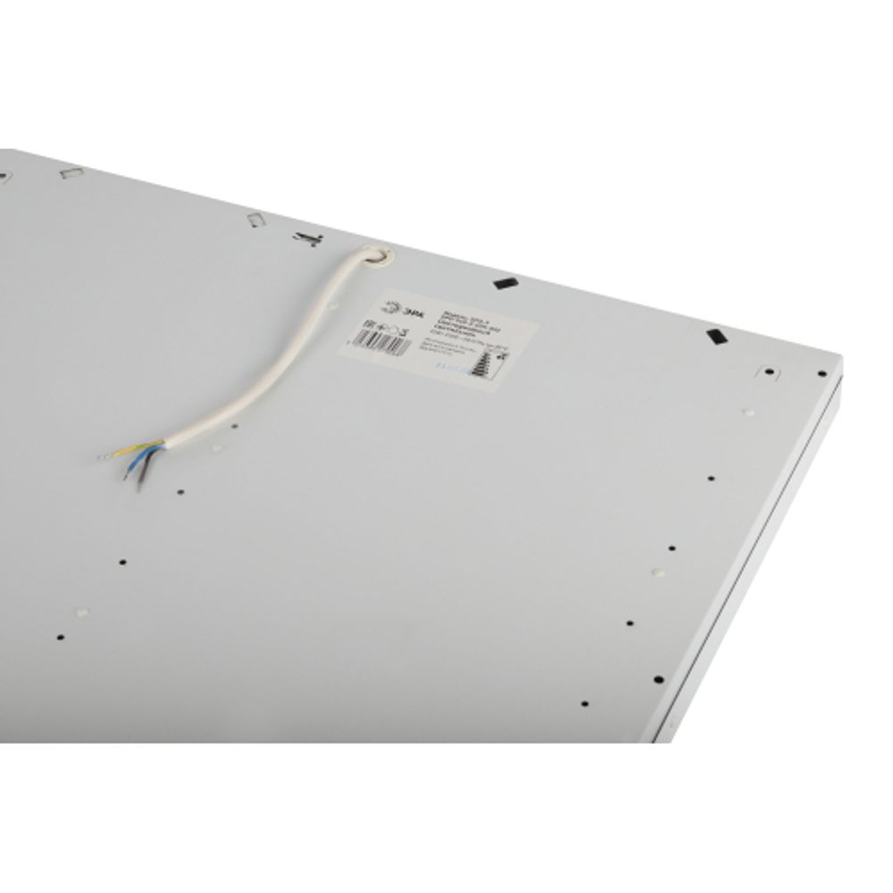 Светильник светодиодный ЭРА SPO-940-3-65K-032 32Вт 6500К 3360Лм 588x588x40 матовый