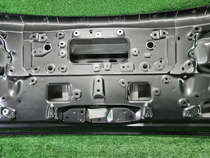 Крышка багажника Lexus RX 4 (2015-н.в.)