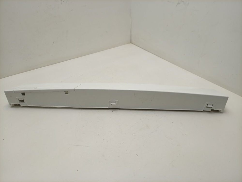 LS60840L кт54 Декоративная нижняя панель для стиральной машины AEG б/у