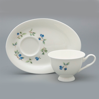 Чашка с блюдцем чайная ф. Премиум рис. Голубика арт. 81.33548.00.1