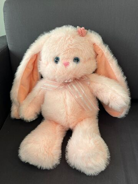 Зайка с заколкой 45 см