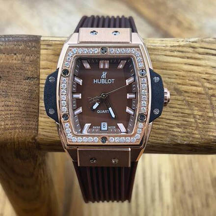 Часы Hublot