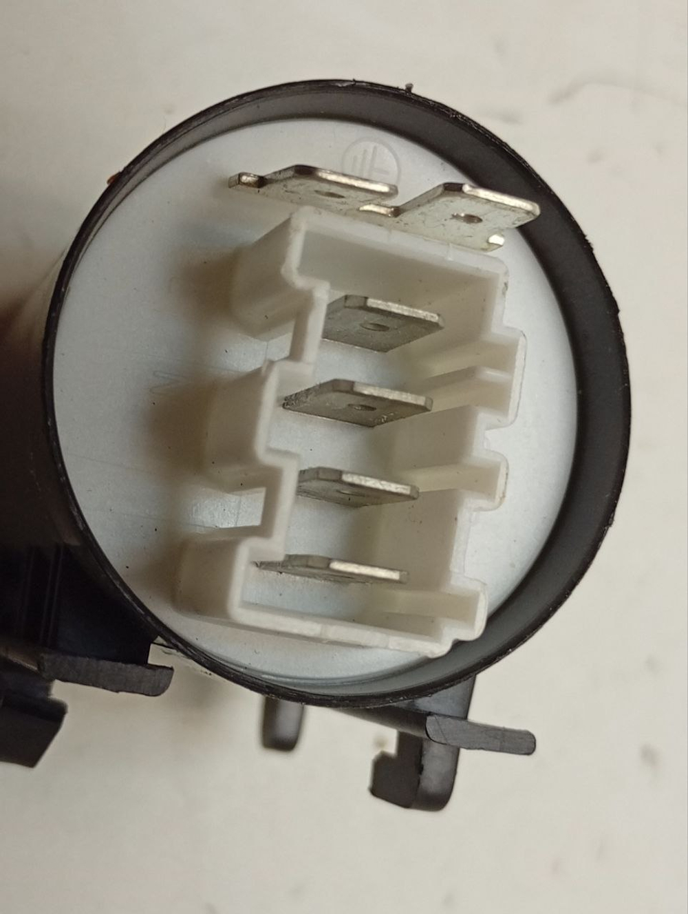 ESL98330 ктп2 Сетевой фильтр для посудомоечной машины Electrolux 411112416 б/у