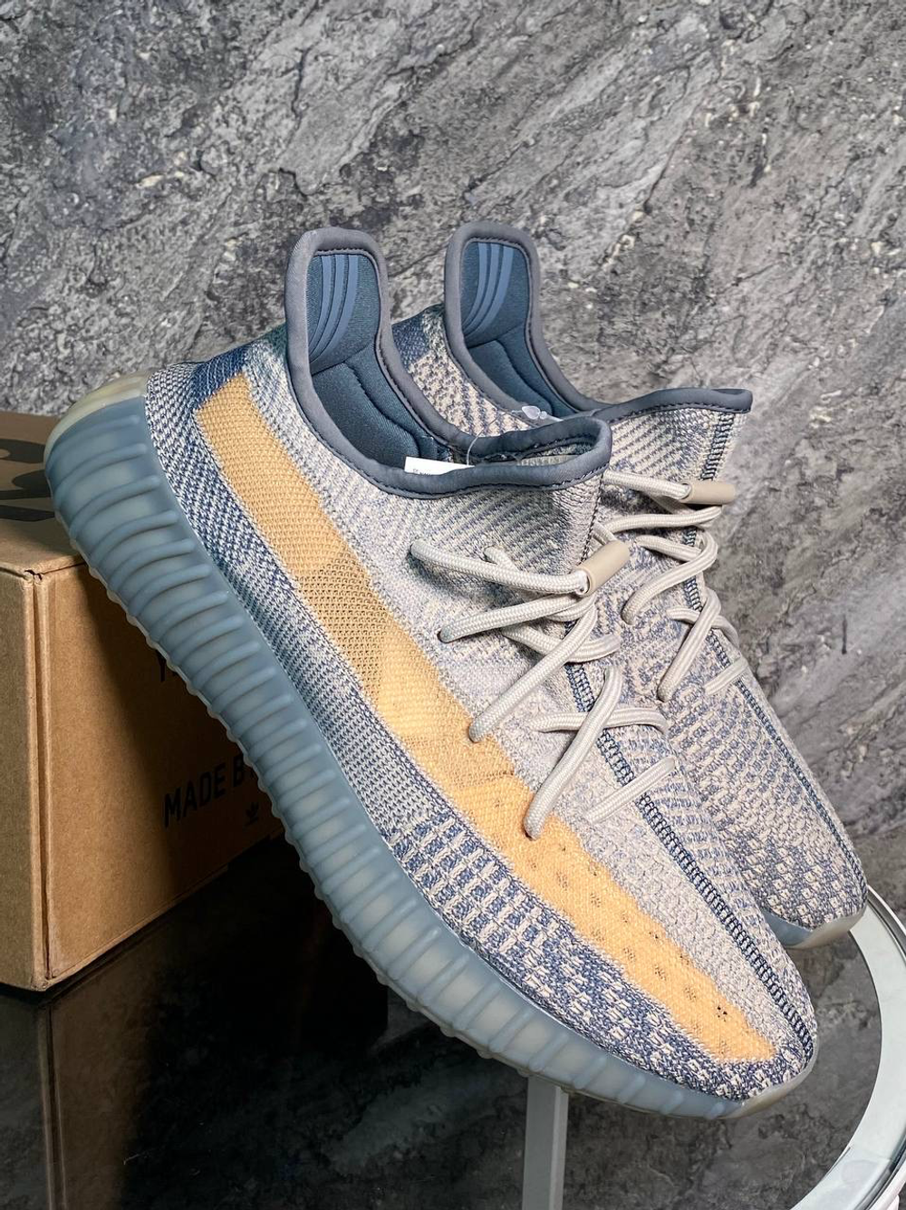 Кроссовки Adidas