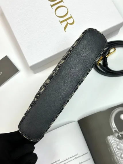 Мини-сумка Dior 30 Montaigne Dior Midi