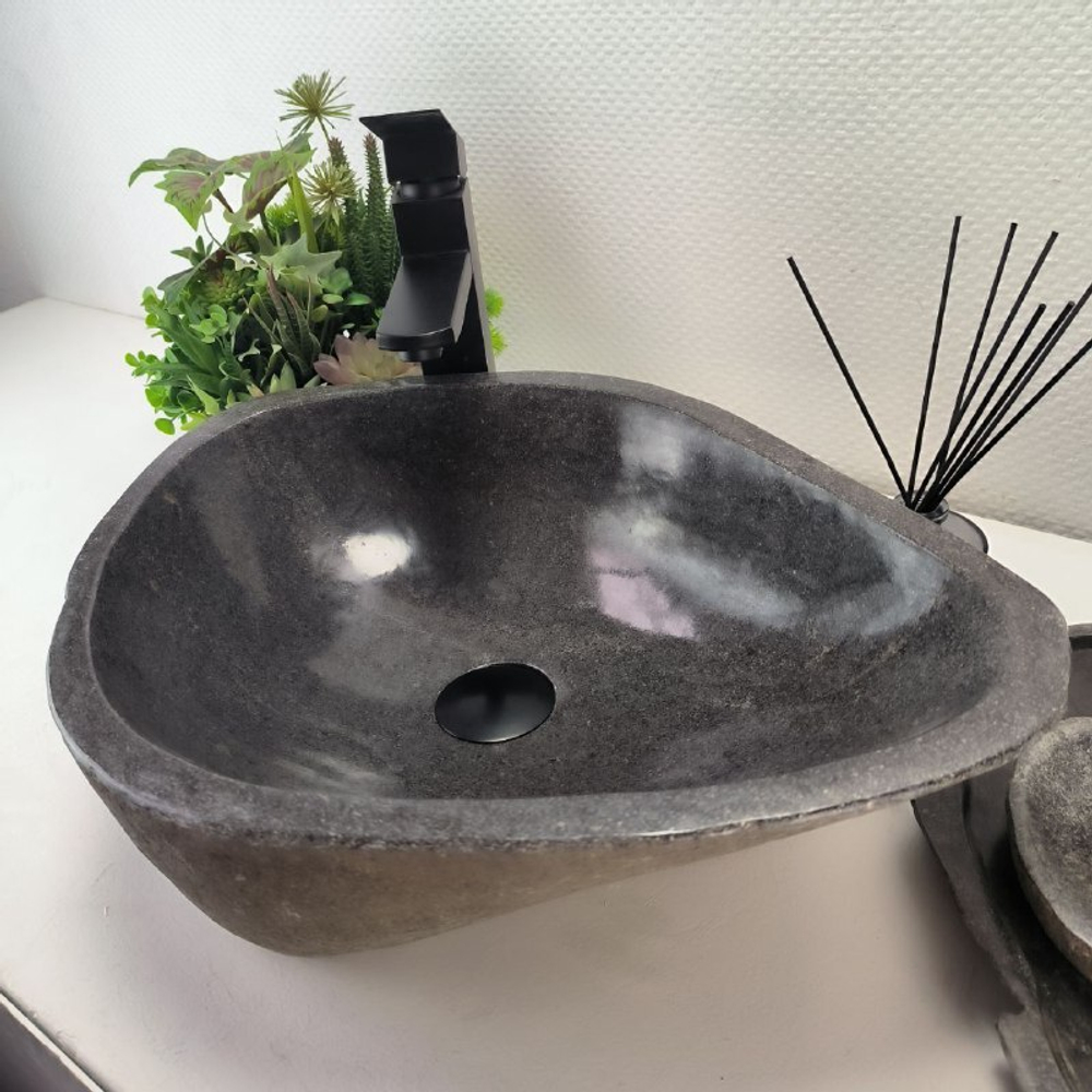 Раковина из речного камня RS-62820 (51*37*16) 56