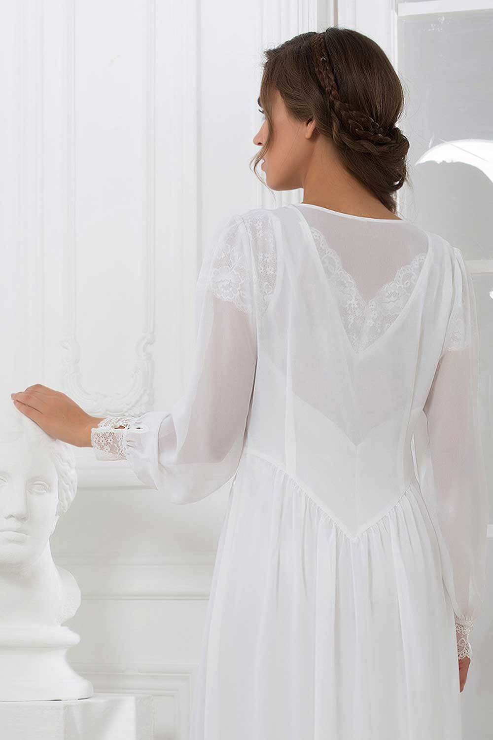 Lady in white 17259 Mia-Mia