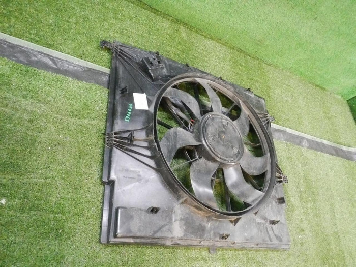 Диффузор с вентилятором Mercedes V W447 (2014-н.в.)