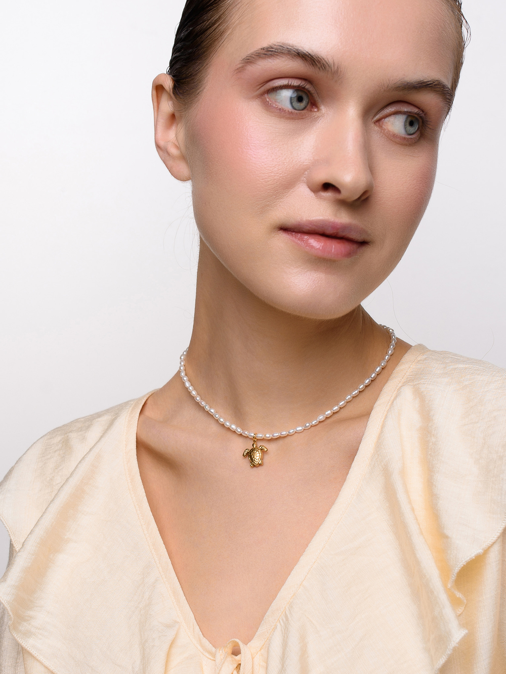 Колье "Pearl turtle" Gold