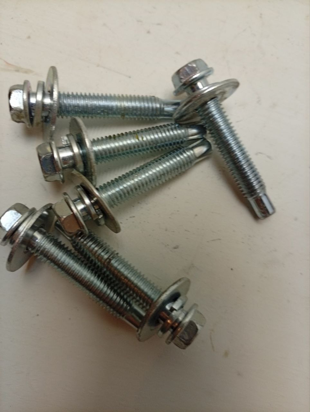 F1068SD кт11 Крепеж, хомуты для стиральной машины LG б/у