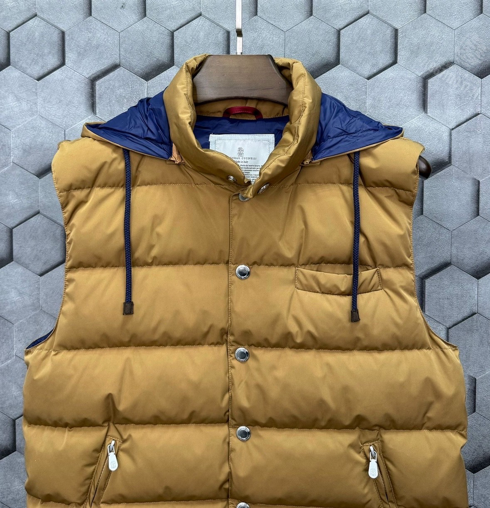 Пуховый жилет Brunello Cucinelli