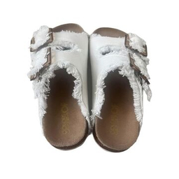 Детская одежда и обувь