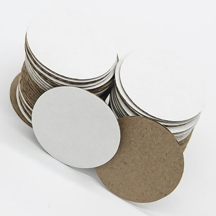 Картонный задник 51 мм. кофро-картон 1,3 мм. Двухсторонний: белая сторона, коричневая сторона.