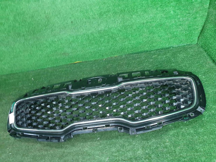 Решетка радиатора KIA Sportage 4 QL (2016-2018)