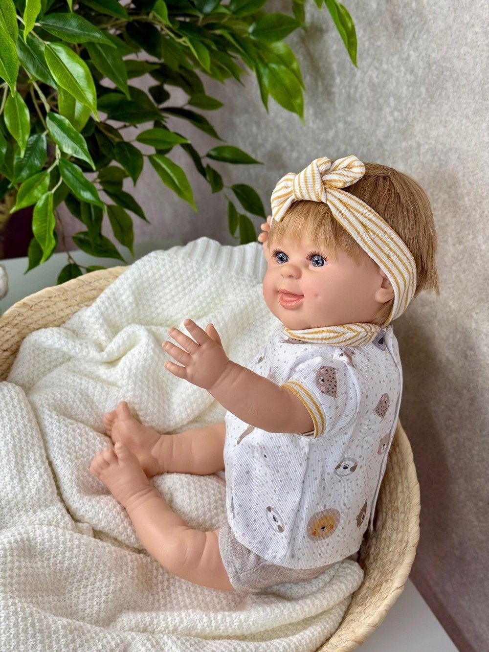 Кукла Marina and Pau 45cм Rosie мягконабивная (M1168K)