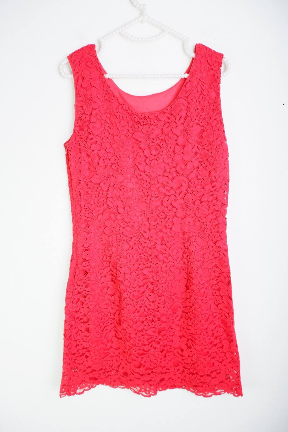 Платье Oodji ажурное, визуально на 42 размер