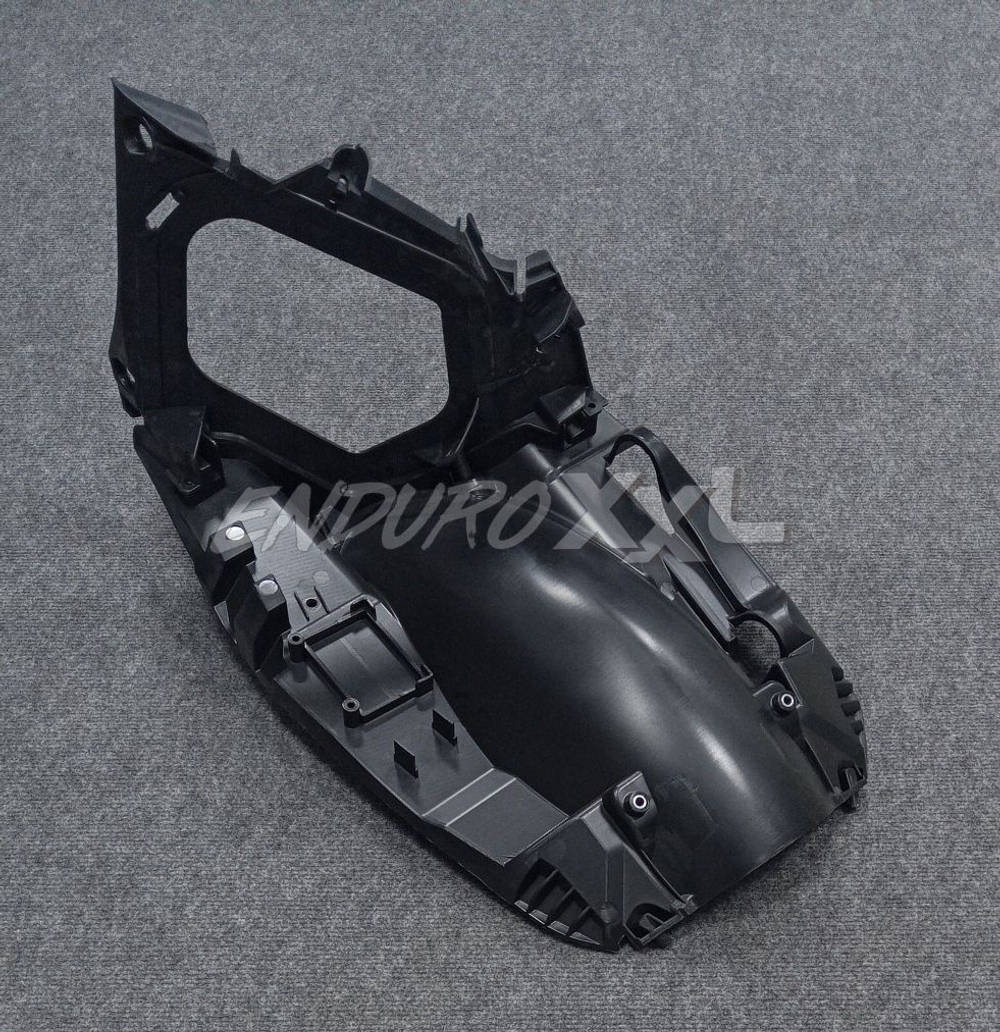 Основание фильтр бокса (подкрылок) KTM 2024+ (GR8 с 24/Kews K23)