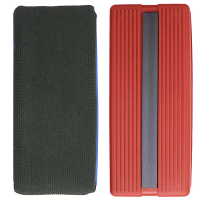 Губка магнитная для маркерных досок BASY 145 x 63 х 33 мм.