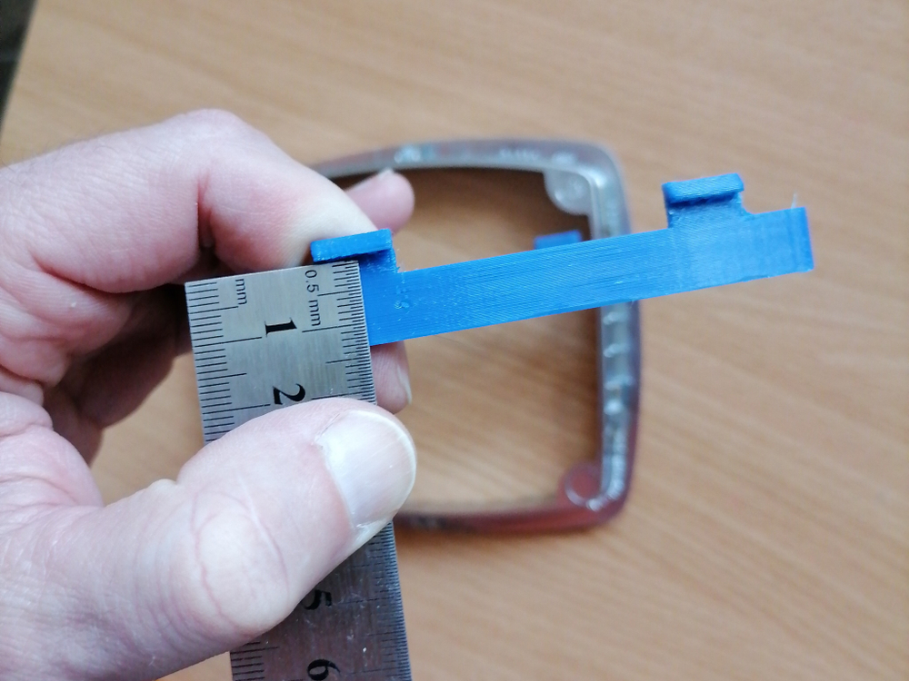 Рамка для ручки МКПП Ford C-Max