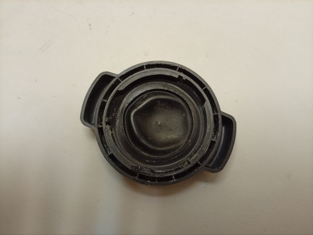 ESL98330 ктп2 Крышка бачка для соли посудомоечной машины Electrolux 1119192100 б/у