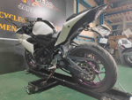 Yamaha YZF-R25 , 2015