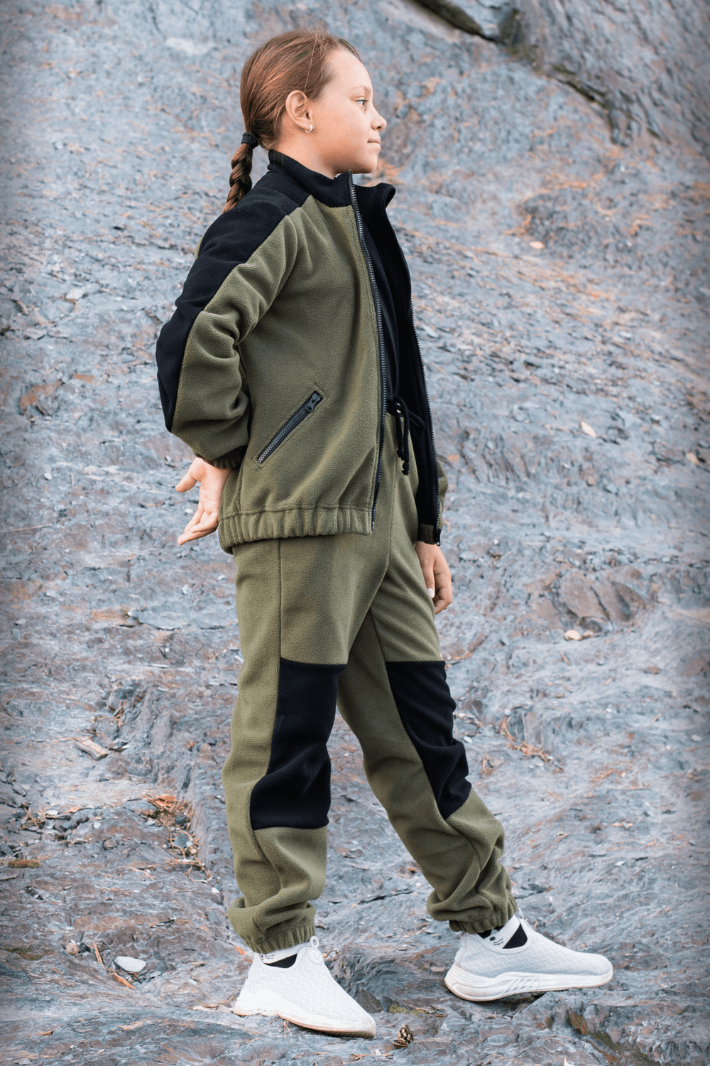 Флисовый костюм для девочки комби