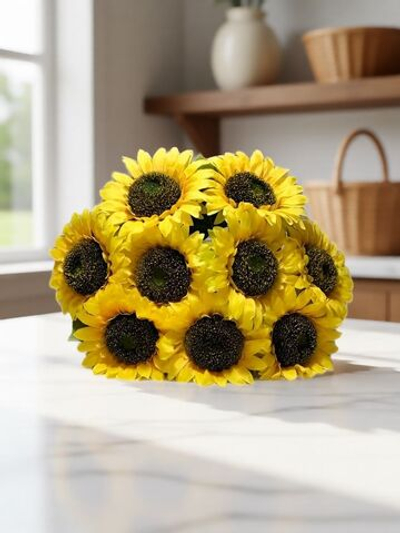 Искусственные цветы, желтые подсолнухи / Высота 44 см. 9 стебелей 9 бутонов/