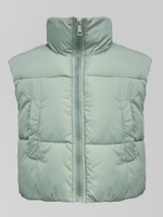 Жилетка Dorimodes 9201 укороченная однотонная на молнии с прорезными карманами