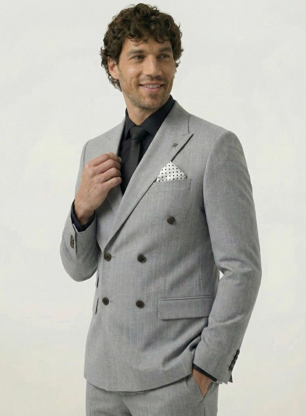 Мужской костюм двубортный (серый) А68