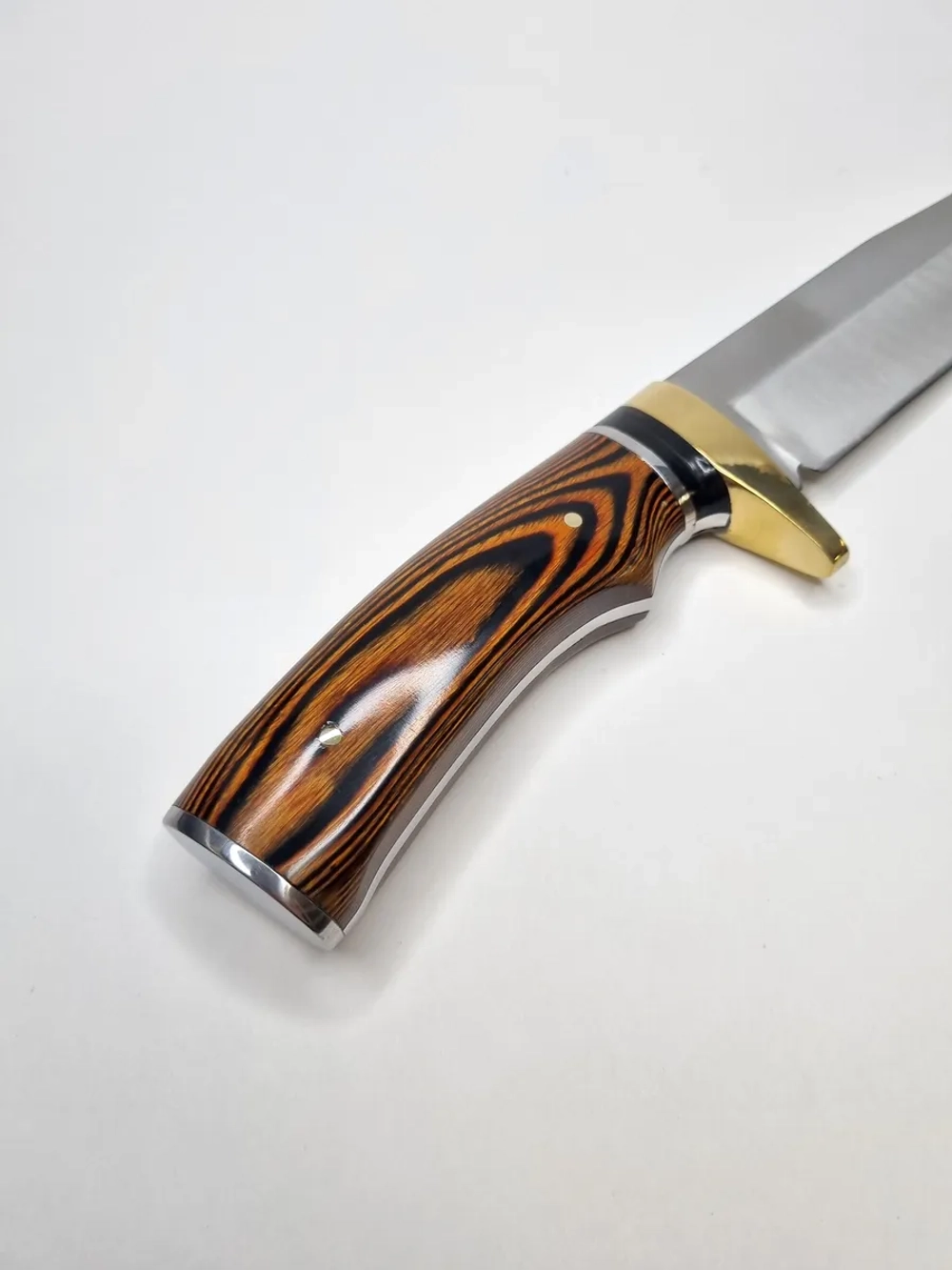 Нож в чехле SA39