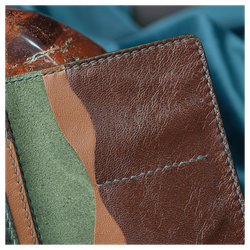 Кожаная обложка на паспорт «Малахитница»