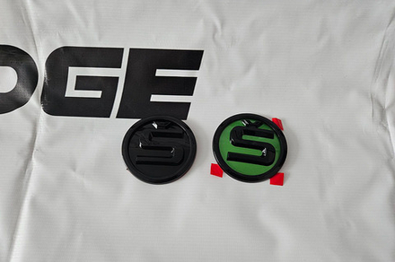 Шильдик Skoda нового образца