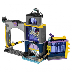 LEGO DC Super Hero Girls: Секретный бункер Бэтгёрл 41237 — Batgirl Secret Bunker — Лего Супергёрлз