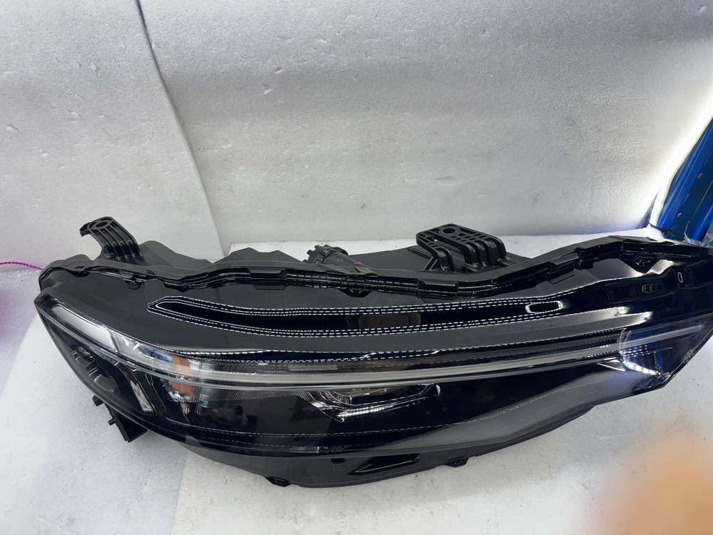 Оригинальная светодиодная фара Honda Integra