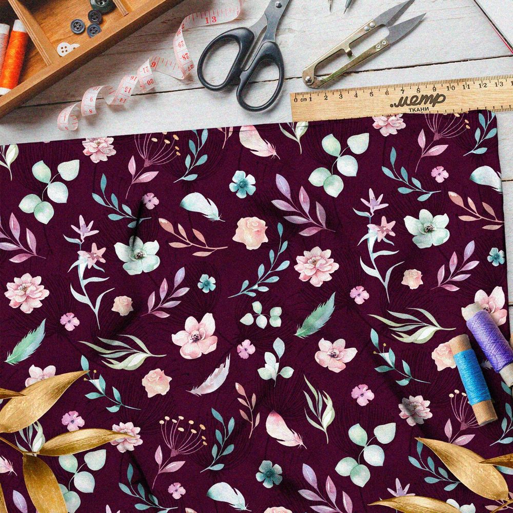 Ткань дюспо сдержанные цветы и листья на бордовом фоне