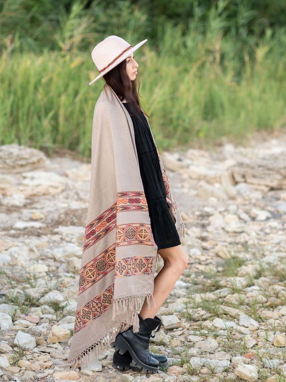 Шаль Куллу (теплый песок)