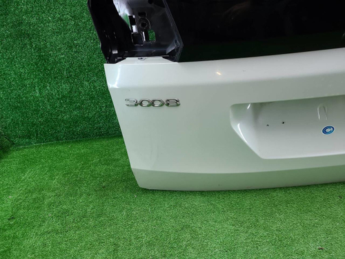 Крышка багажника Peugeot 3008 2 (2016-2024)