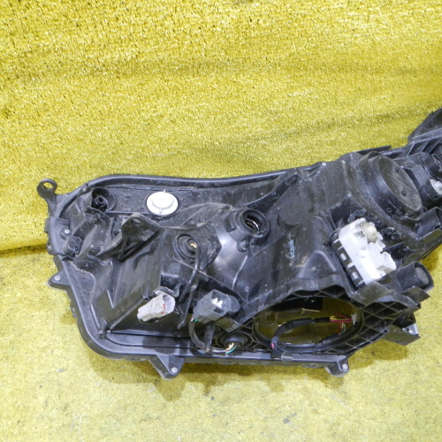 Битая Фара правая Toyota RAV4 4 CA40 (2015-2019) LED