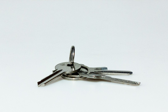 Услуги по продаже и аренде жилья