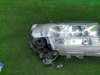 Битая Фара правая Toyota Land Cruiser 200 (2015-2021) LED