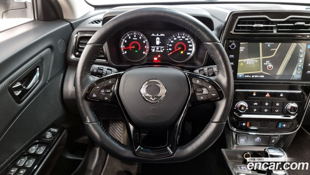 KG Mobility (Ssangyong) Very New Tivoli Бензин 1.5 2WD (01.2020)