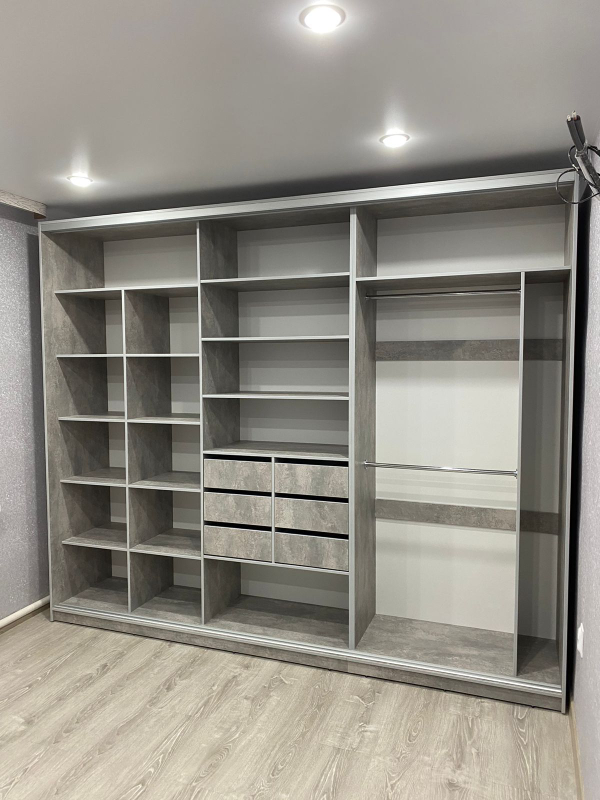 ШКАФЫ НА ЗАКАЗ ЛЮБОГО  РАЗМЕРА